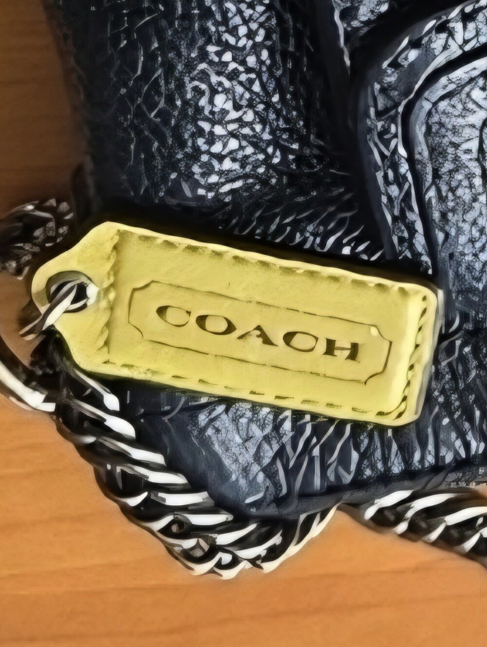 Coach Penelope Swingpack Vintage Crossbody - Picture 16 of 16